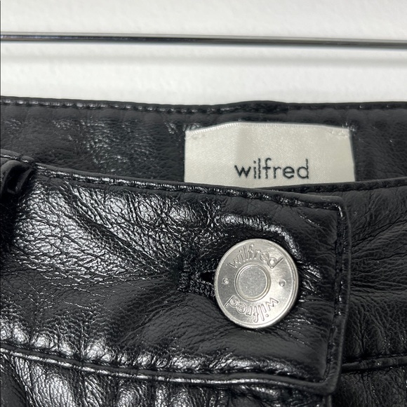 Wilfred Black Faux Leather Mini Skirt Sz 6 - Picture 2 of 7